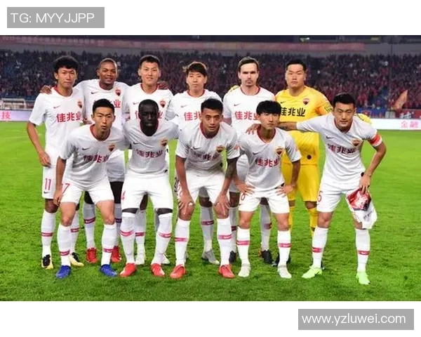 深圳足球队以93分稳居锦标赛积分榜首位争夺冠军前景广阔